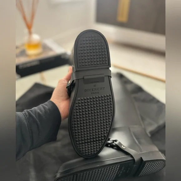 Givenchy Eva Chain Rubber Rain boots size 37 - Picture 8 of 14